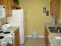 fully equipped kitchen - click to enlarge